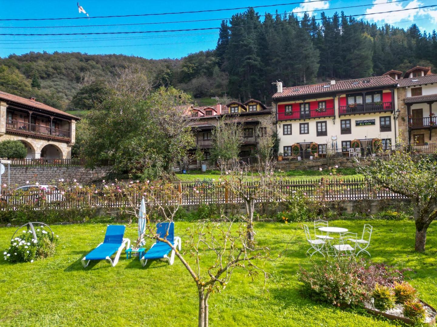 Apartamentos Río Cubo Cosgaya Exterior foto
